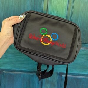 VTG Walt Disney World Embroidered Adjustable Fanny Pack Crossbody Bag